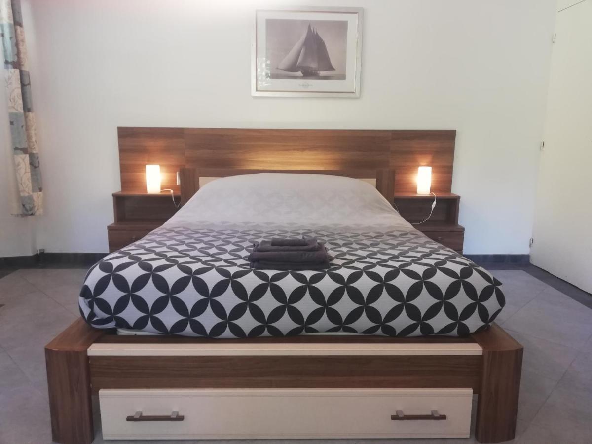 Chambre D'Hotes De La Roche Tremblante Huelgoat Eksteriør bilde